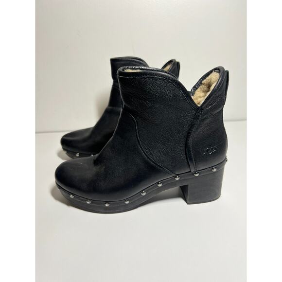 Ugg Cam II Black Leather Studded Shearling Lined Clog Boots Booties Size 9 - Picture 1 of 8